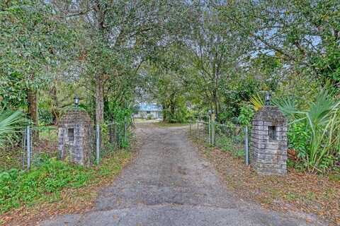 2980 Admiral Street, Fort Pierce, FL 34982