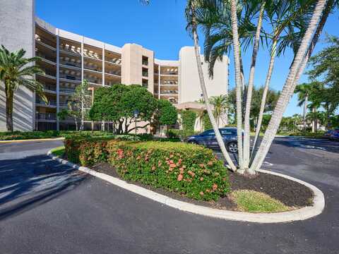 5257 Fountains Drive S, Lake Worth, FL 33467