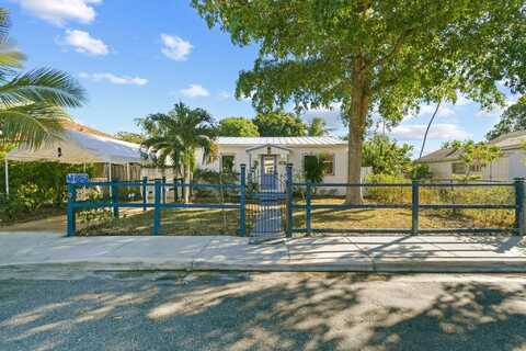 726 N E Street, Lake Worth, FL 33460