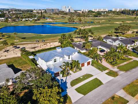 561 Greenway Drive, North Palm Beach, FL 33408