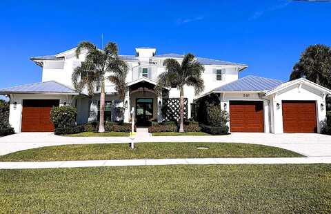 561 Greenway Drive, North Palm Beach, FL 33408