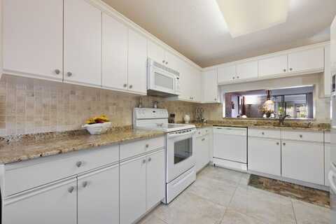 4725 Lucerne Lakes Boulevard, Lake Worth, FL 33467
