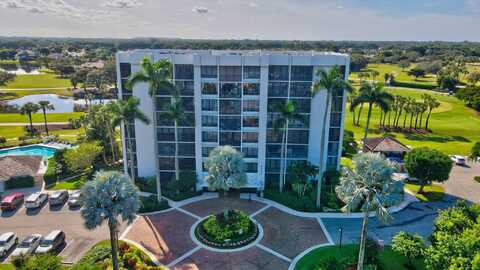 6895 Willow Wood Drive, Boca Raton, FL 33434