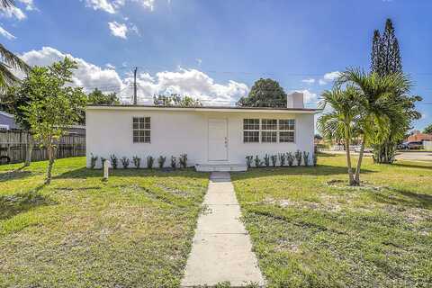 646 Aspen Road, West Palm Beach, FL 33409