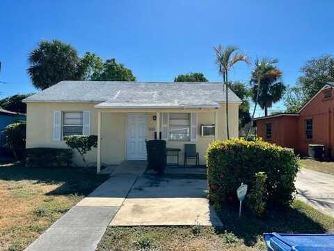 539 W 3rd Street, Riviera Beach, FL 33404