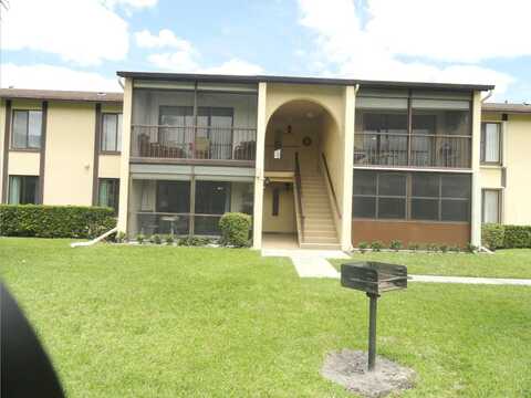 810 Sky Pine Way, Greenacres, FL 33415