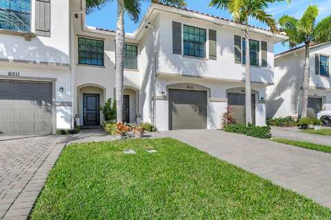 6013 Woods Edge Circle, Riviera Beach, FL 33410