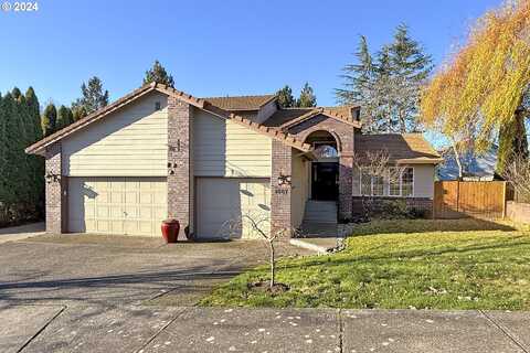 1067 SE DOGWOOD LN, Gresham, OR 97080