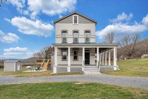 16 Cherry Tree RD, Buchanan, VA 24066