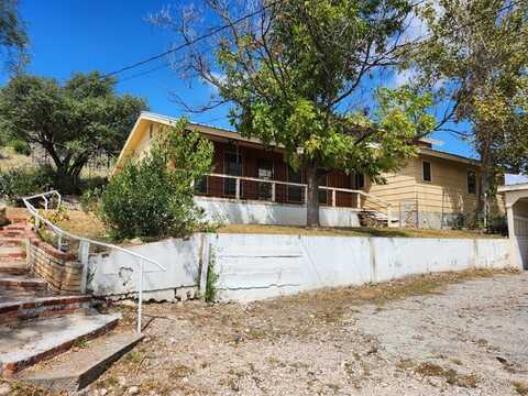 101 Chico St, Sonora, TX 76950