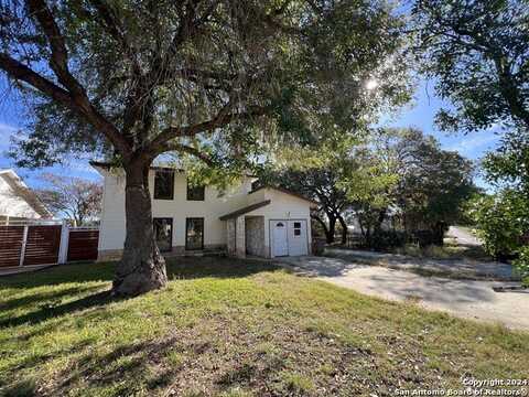 1246 GREEN HILL DR, Canyon Lake, TX 78133