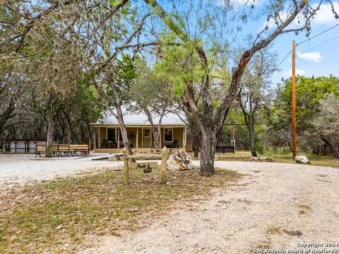 1384 RIVER RD, ConCan, TX 78801