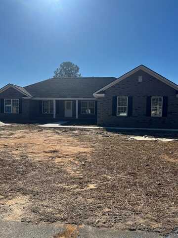 1665 Heritage Dr, Manning, SC 29102