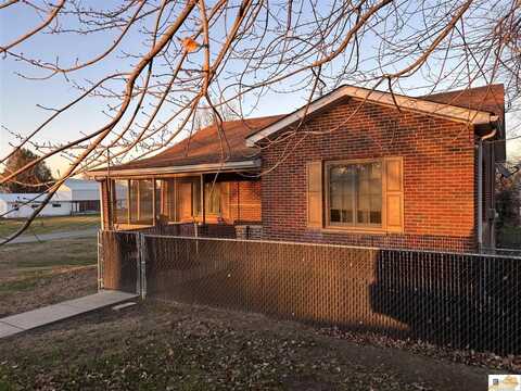 151 Jamestown Street, Russell Springs, KY 42642