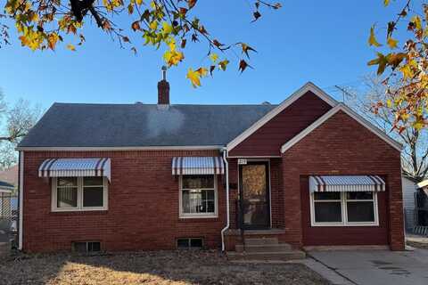 219 S Custer Ave, Wichita, KS 67213