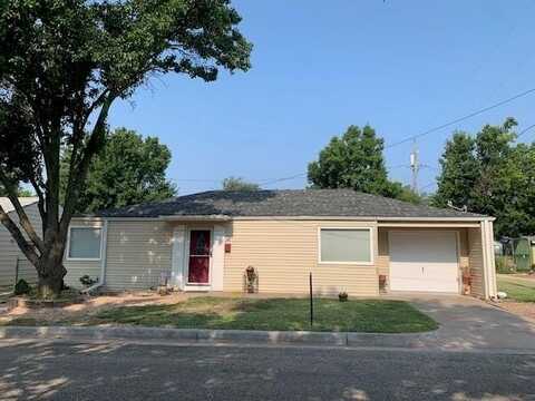 511 Sunnyside Ct, Newton, KS 67114