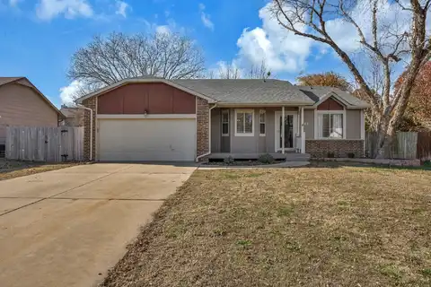 341 N Oakwood Ct, Andover, KS 67002