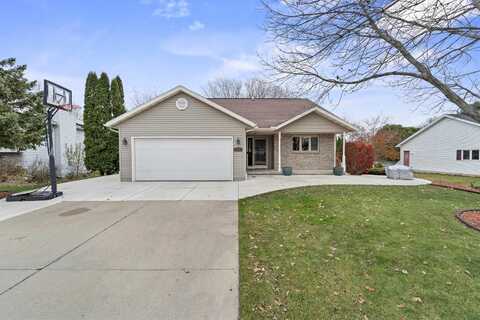 570 Oakwood Drive, Oregon, WI 53575