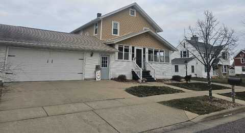 837 S Adams Street, Lancaster, WI 53813