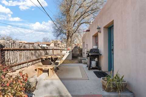 233 Rosario Boulevard, Santa Fe, NM 87501