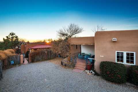 120 Kearney Avenue, Santa Fe, NM 87501