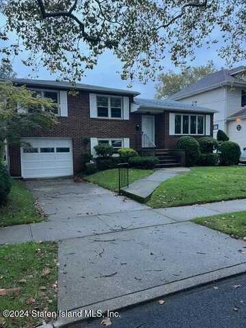 31 Bryant Avenue, Staten Island, NY 10306