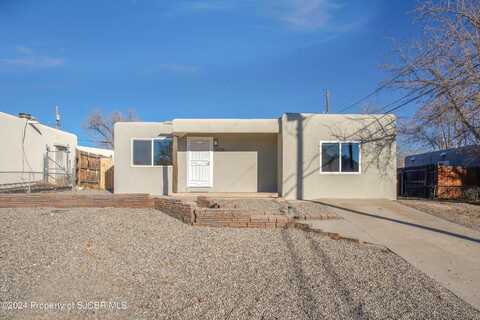 3006 STANFORD Avenue, Farmington, NM 87402