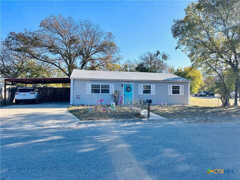 905 S Chestnut Street, Lampasas, TX 76550