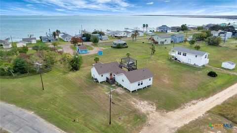 11 Enchanted Lane, Port Lavaca, TX 77979