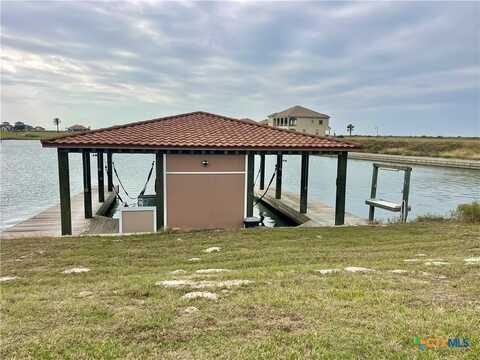 76 Chardonnay Way, Port Lavaca, TX 77979