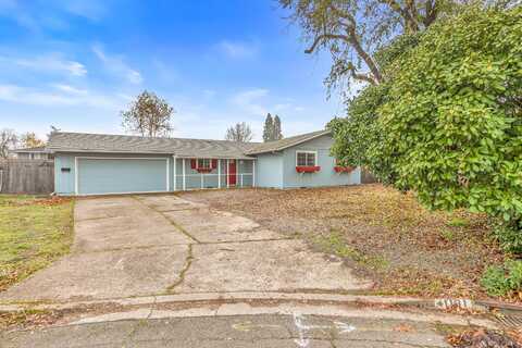 1131 Vista Drive, Central Point, OR 97502