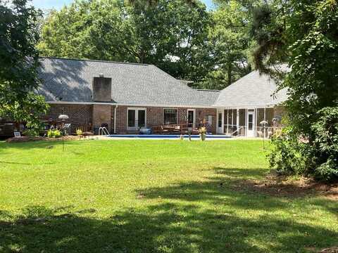 306 E. Meadowbrook, Brookhaven, MS 39601