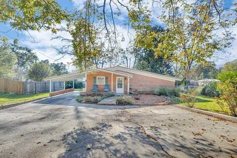 1010 Pecan Ln., Tylertown, MS 39667