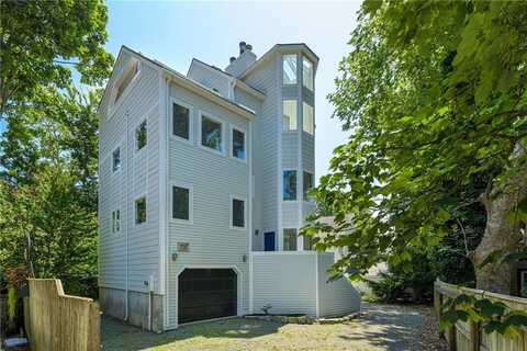 34 East Street, Newport, RI 02840