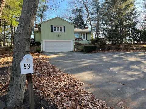 93 Coolridge Road, Johnston, RI 02828