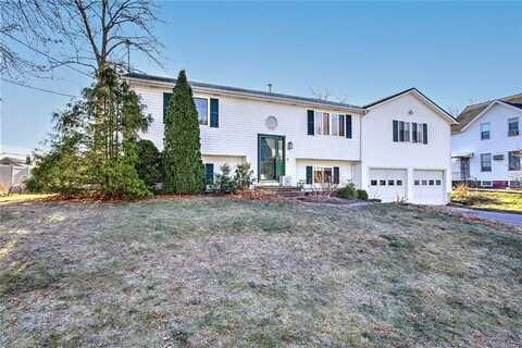 25 Sprague Avenue, Lincoln, RI 02865