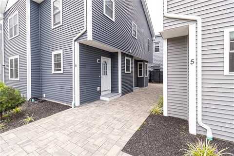 69 Washington Street, West Warwick, RI 02893