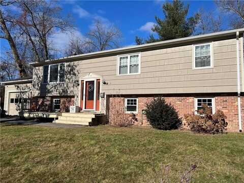 9 Oakdale Street, Warwick, RI 02888