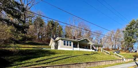 219 Jeffersonville St., Tazewell, VA 24651