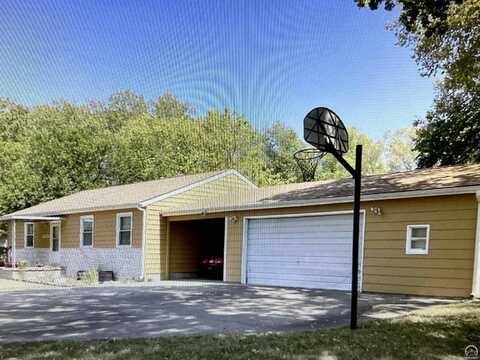 1220 NW Western AVE, Topeka, KS 66608