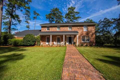 102 W Pastime Drive, Thomasville, GA 31792