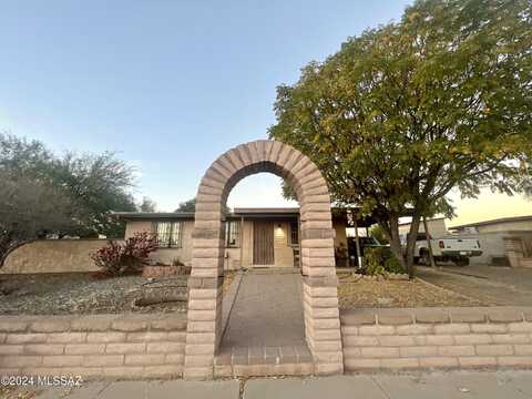 4715 S Calle de la Faena, Tucson, AZ 85714