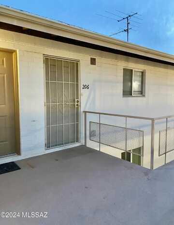 1776 S Palo Verde, Tucson, AZ 85713