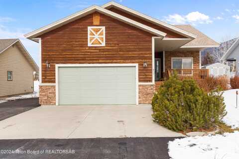 583 COUNTRY CLUB WAY, Thayne, WY 83127