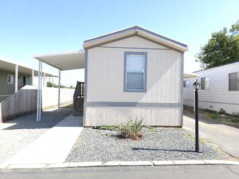 720 E Worth Avenue, Porterville, CA 93257