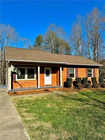 129 Brookside Drive, Millers Creek, NC 28651