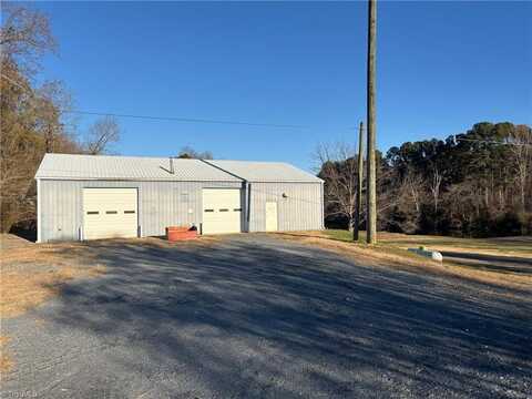 1449 Old Liberty Road, Asheboro, NC 27203