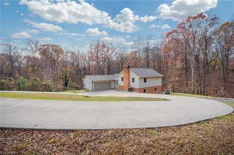 160 Overlook Drive, Thomasville, NC 27360