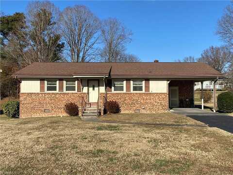 520 E Devon Drive, Mount Airy, NC 27030