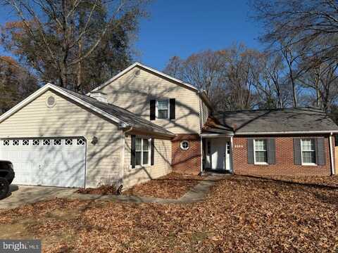 2811 PINEWOOD DRIVE, WALDORF, MD 20601